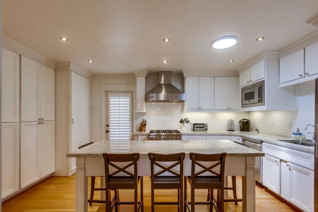 Cozy Craftsman Bungalow, Hillcrest/Mission Hills San Diego Bagian luar foto